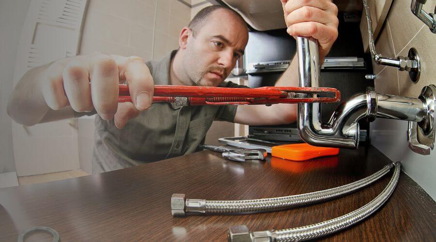 Professional sink repair in Kinmundy, IL